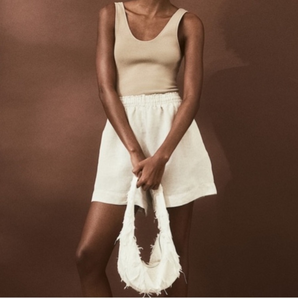 H&M Divided Linen Blend Pull On Shorts